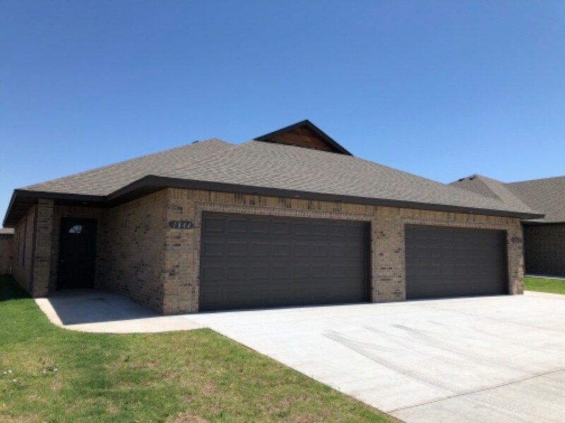 1858 Cypress Ln Unit 1828, El Reno, OK 73036 Room for Rent in El Reno