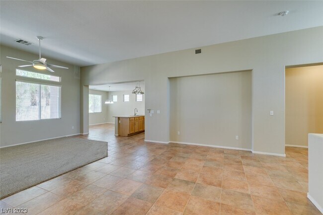Foto del edificio - 8916 Loggers Mill Ave