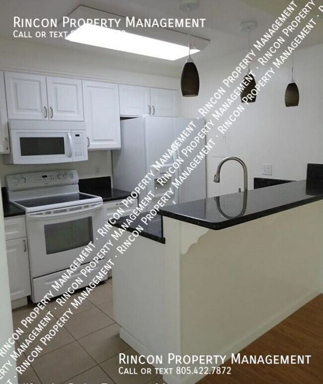Building Photo - Villa Ventura Condo Single Level Available...