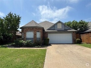Building Photo - 4624 Booth Dr