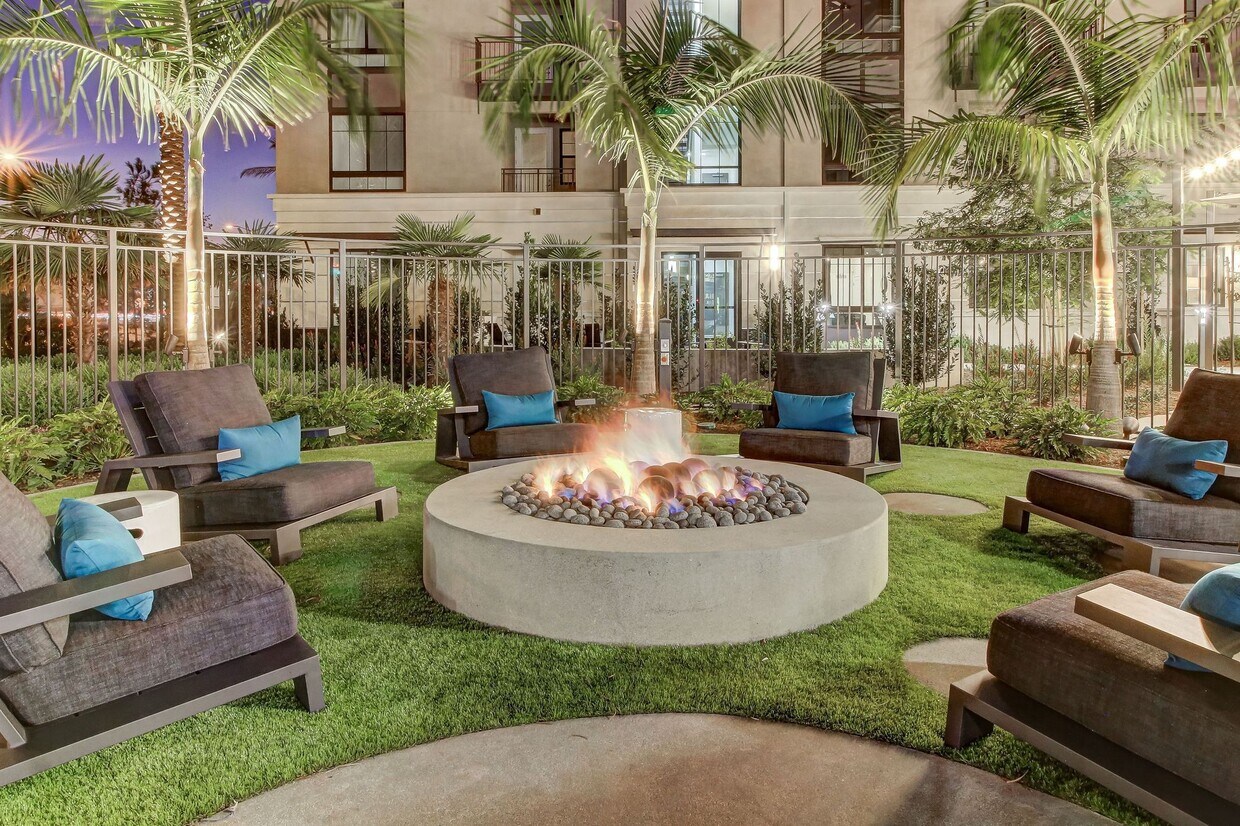 THE MURPHY IRVINE Apartments in Irvine, CA Westside Rentals