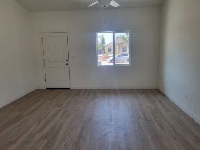 Foto del edificio - 8500 Grandy St