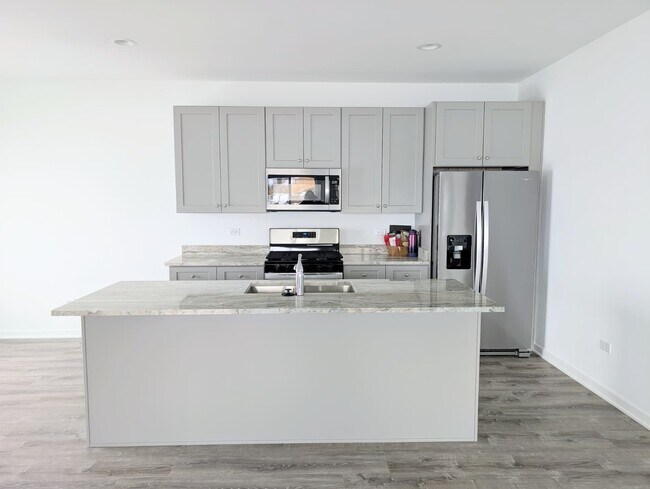 Foto del edificio - 1241 Gillespie Ln