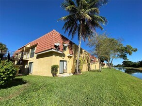 Building Photo - 11398 Royal Palm Blvd