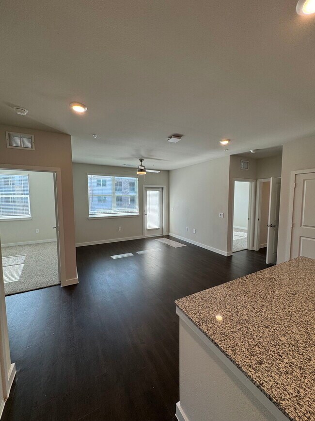 Building Photo - 455 Elevon Pkwy