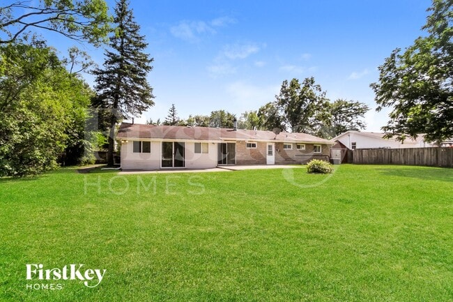 Building Photo - 8700 W 170th St