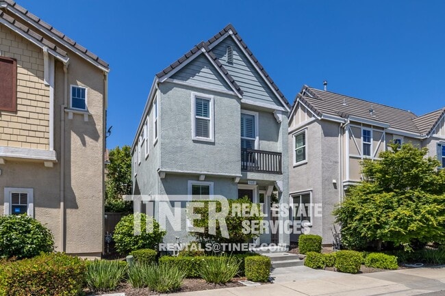 Building Photo - 3681 Tice Creek Way