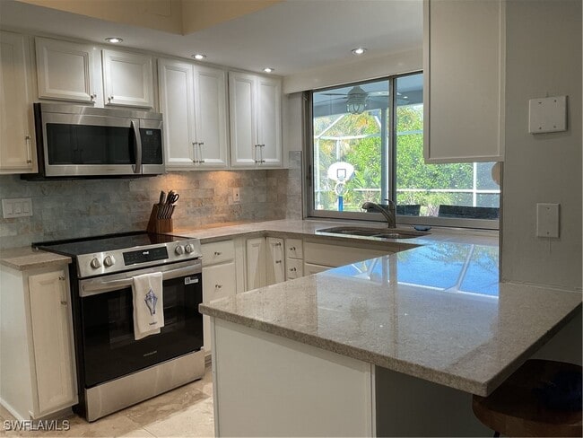 Foto del edificio - 4587 Flamingo Dr