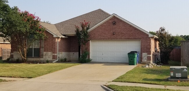 Building Photo - 229 Stanley Dr