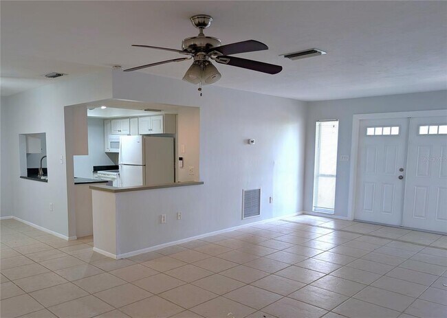 Foto del edificio - 7288 W Country Club Dr N