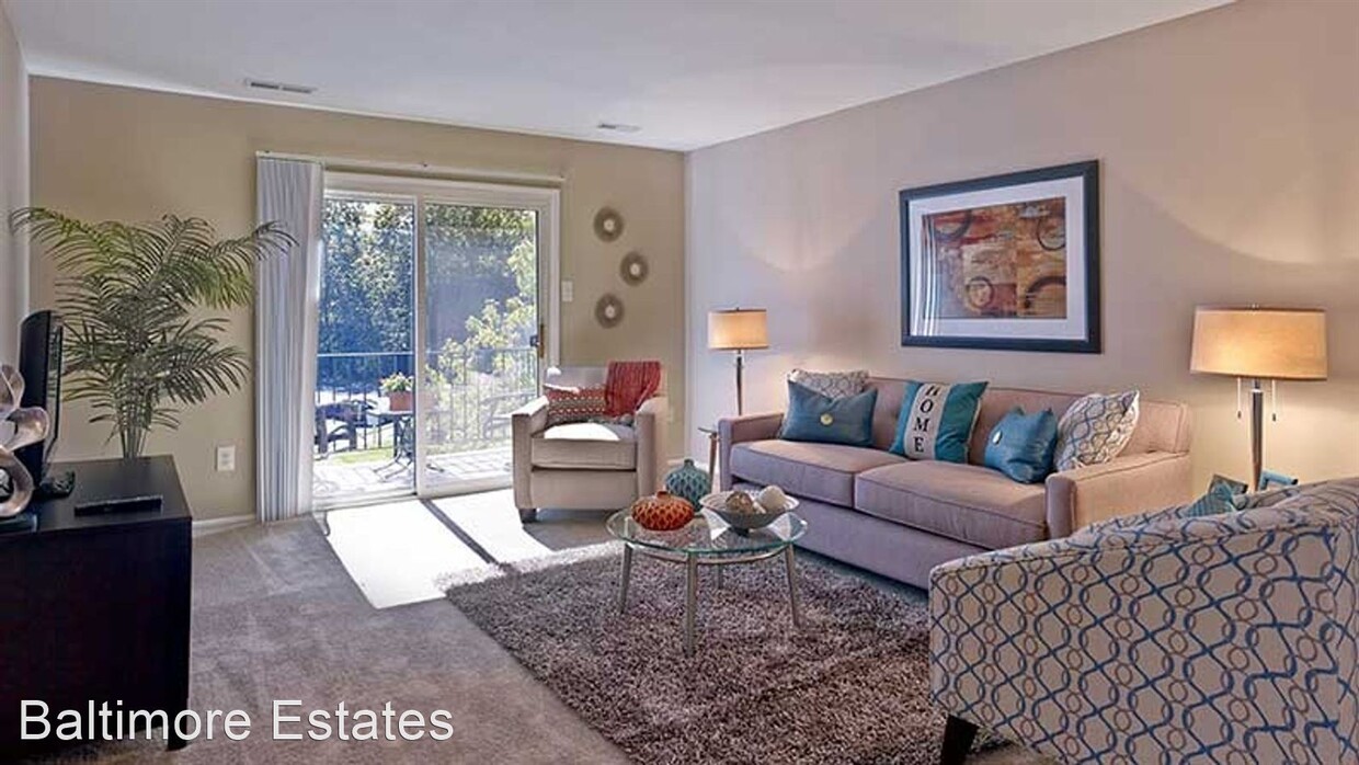Foto principal - 135 Vivian Ln