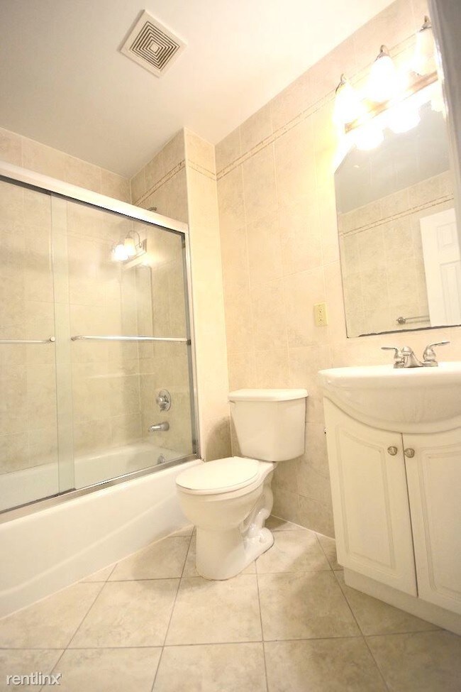 Building Photo - 59 Saint Marks Pl