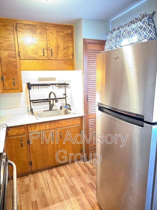 Foto del edificio - 829 SW Cambridge Ave