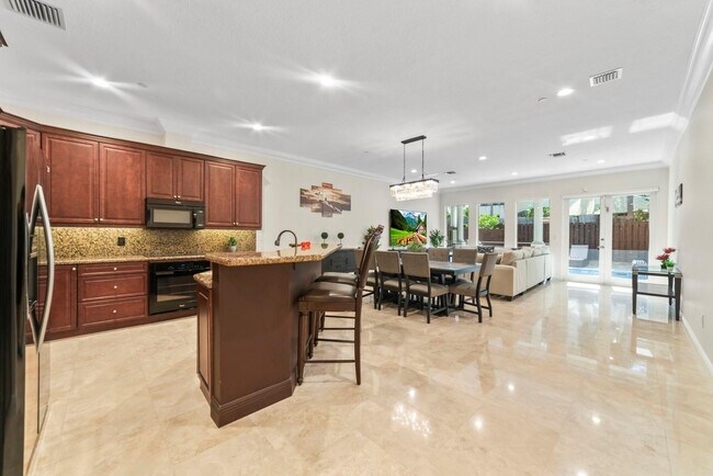 Foto del edificio - 1849 NE 26th Ave