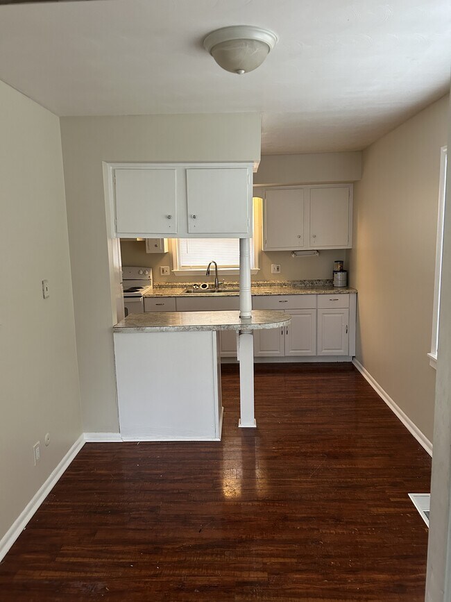 Foto del edificio - 1138 Ferndale Ave