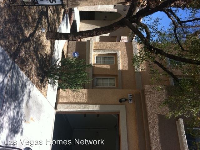 Building Photo - 5284 Dakotah Pointe Ct