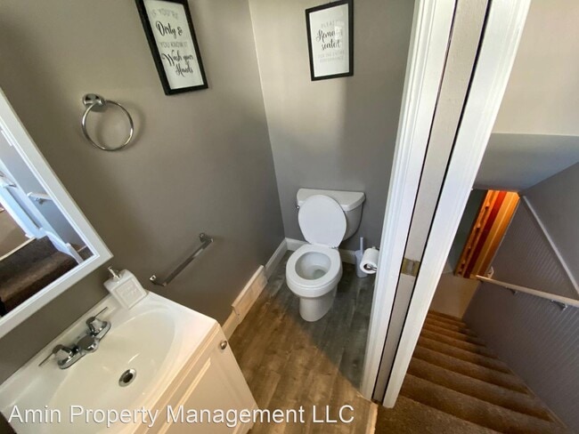 Building Photo - 3 br, 1.5 bath House - 26251 Huntington St