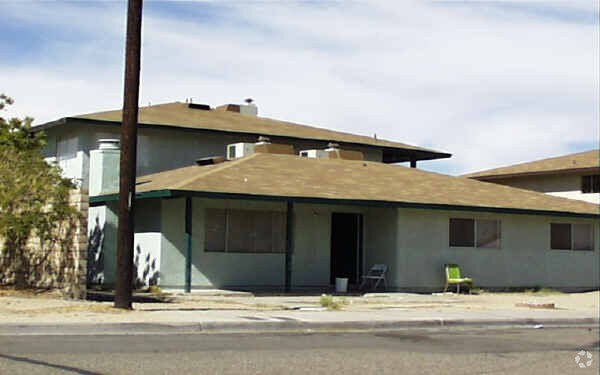 Foto del edificio - 1160 Deseret Ave