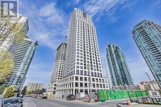 Building Photo - 36 Elm Dr W