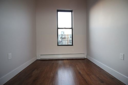 Building Photo - 1715 Bleecker St