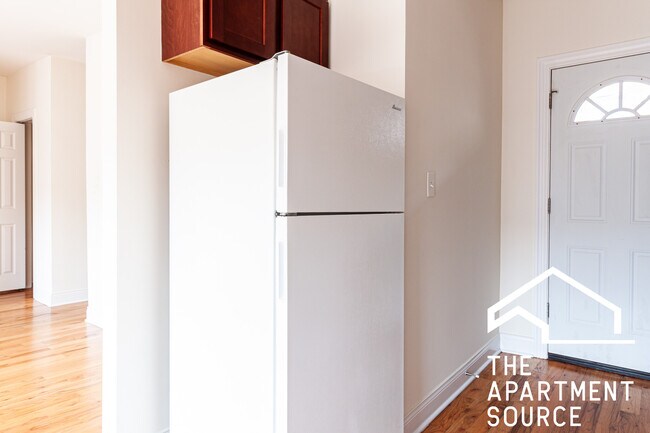 Foto del edificio - 628 W Cornelia Ave