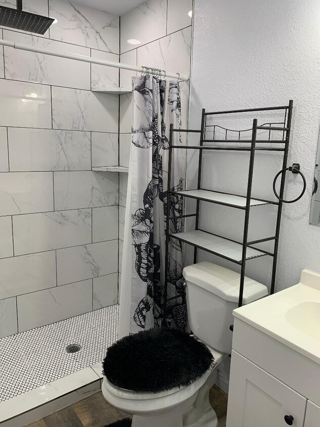 Building Photo - 4405 Pate Dr