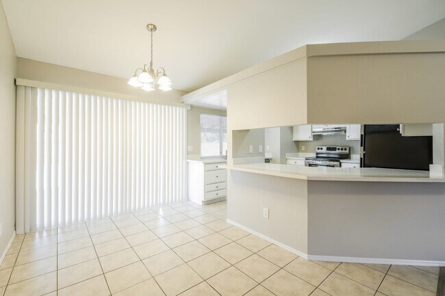 Foto del edificio - 18192 N 58Th Dr