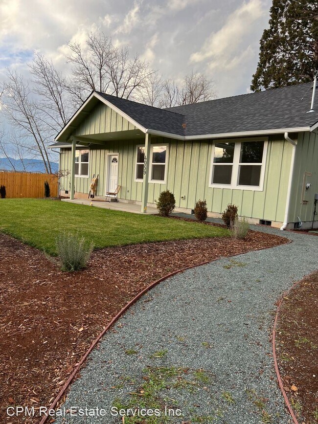 Foto del edificio - 3 br, 2 bath House - 4059 Fern Valley Rd.