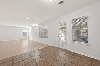 Building Photo - 8427 Brickhaven Ln