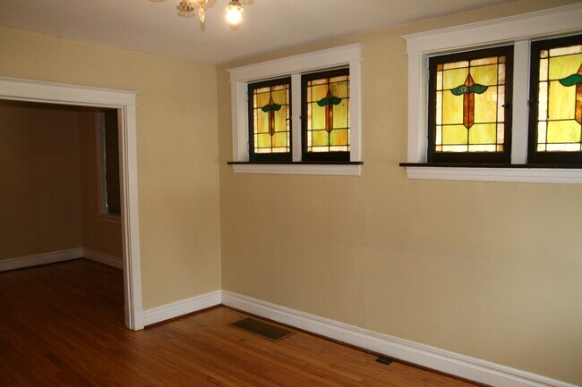 Foto del edificio - 5912 Arendes Dr