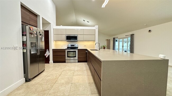 Building Photo - 1035 NW 164th Ave