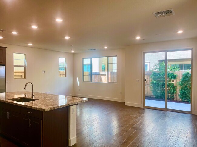 Foto del edificio - 10536 Trill Wy