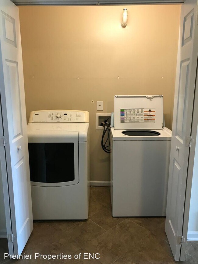 Foto del edificio - 2 br, 2.5 bath House - 1203 Timberlake Trail