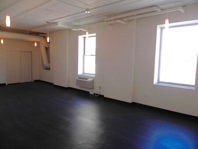 Foto del edificio - 517 Gold Ave SW