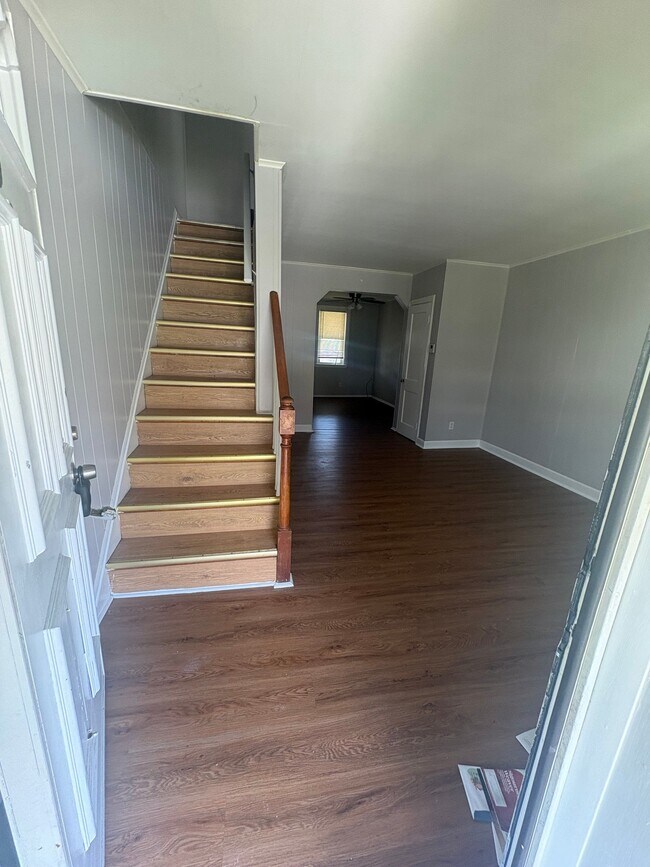 Foto del edificio - 333 N Grantley St