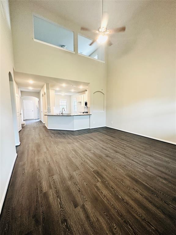 Building Photo - 10423 Astor Pt Trl