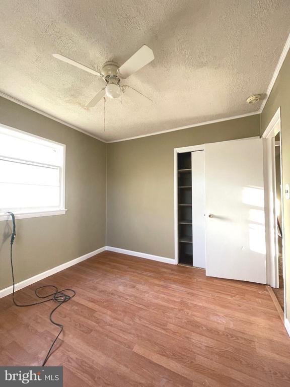 Foto del edificio - 46448 Franklin Rd