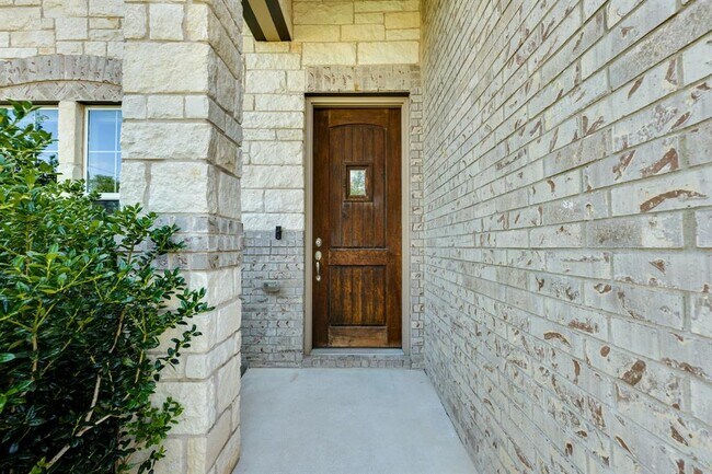 Building Photo - 101 Split Oak Dr