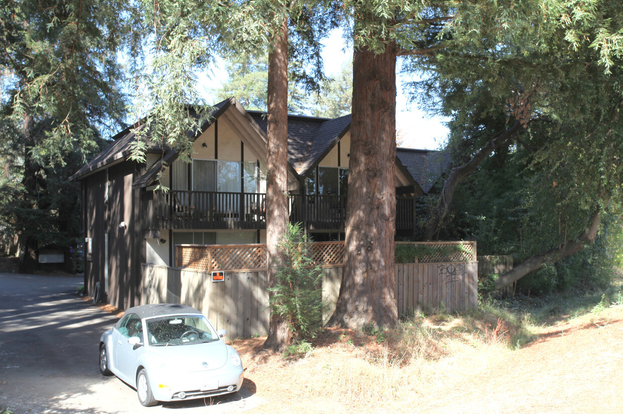Building Photo - 476 Cane St