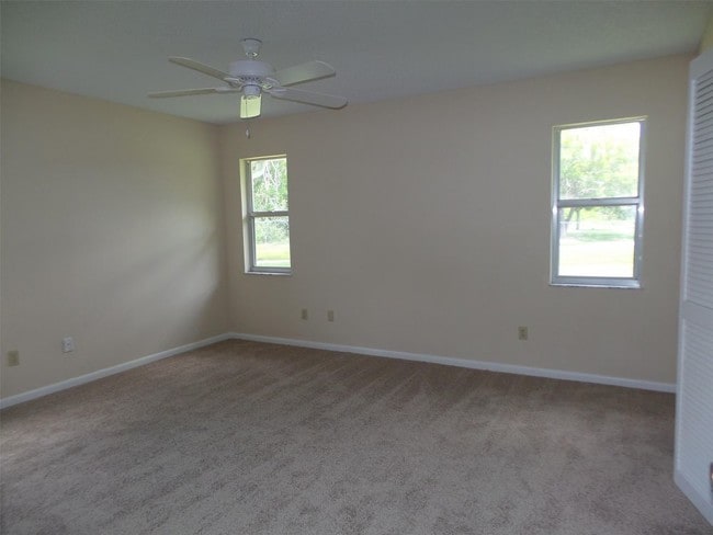 Building Photo - 6701 SE Lillian Ct
