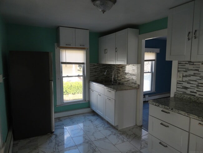 Foto del edificio - 177 E Pearl St