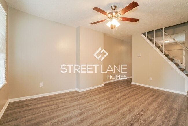 Foto del edificio - REDUCED!