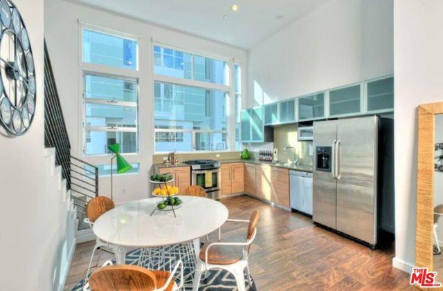 Foto del edificio - 4151 Redwood Ave