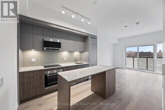 Building Photo - 863 St Clair Ave W