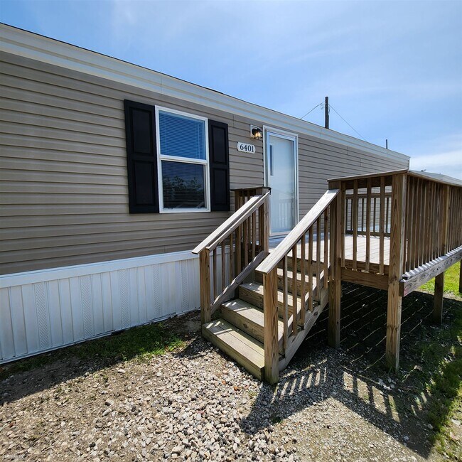Foto del edificio - 2 br, 2 bath Mobile Home - 6401 Lois Street