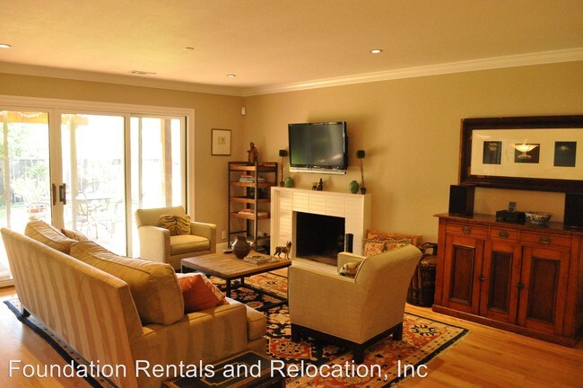 Building Photo - 61 Berens Dr