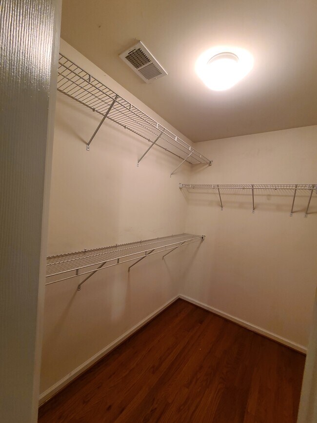walk-in closet, primary bedroom - 832 Rock Creek Rd