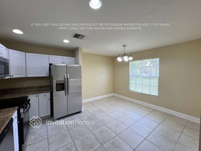 Foto del edificio - 1318 SW Bartell Ave