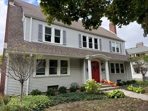 Building Photo - 1631 N 69th St