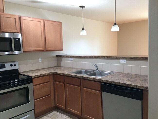 Foto del edificio - 3 Bedroom Duplex in SW Redmond